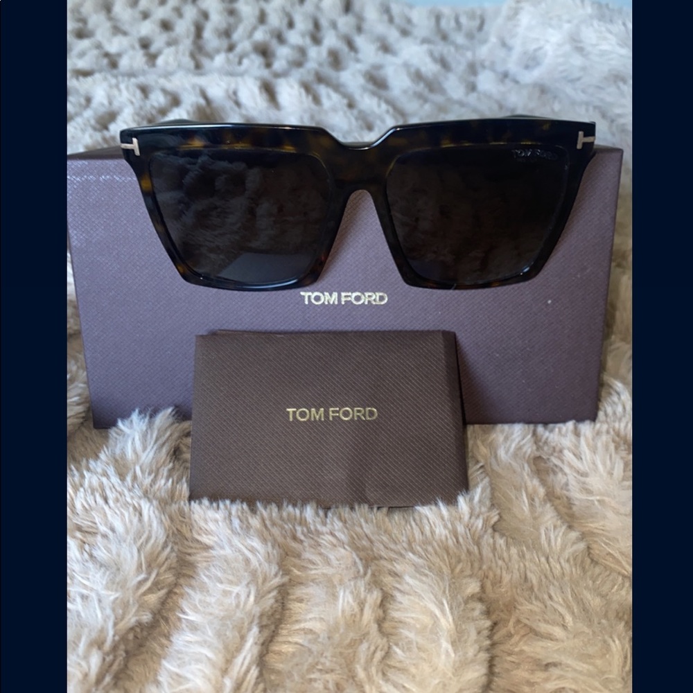 Tom Ford - Picture 5 of 5